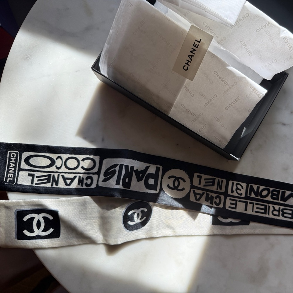 Silk Chanel Slim Bandeau Scarf Black Ecru